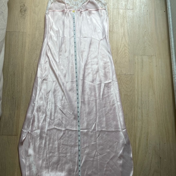 Vintage Barbizon Baby Pink Slip Dress w/White Lace - Picture 6 of 10